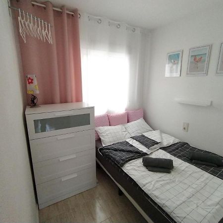 Mila Sloneczny Apartament W Torrevieja Centrum Екстер'єр фото
