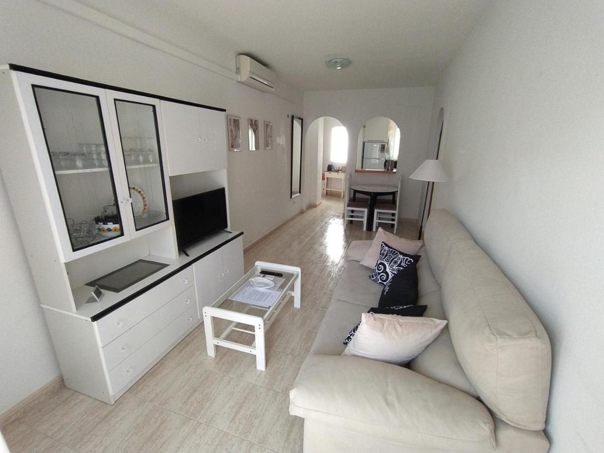 Mila Sloneczny Apartament W Torrevieja Centrum Екстер'єр фото